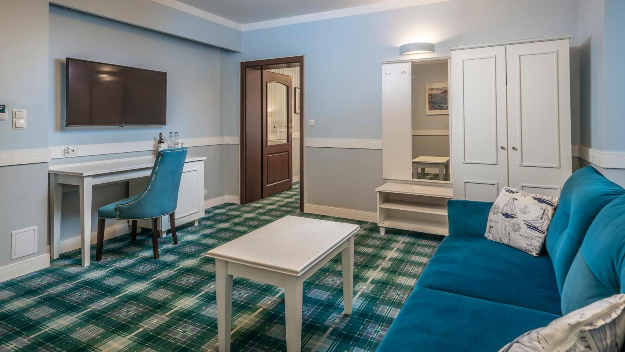 Maxymilian Unique Hotel - Adults Only Kolobrzeg Ngoại thất bức ảnh